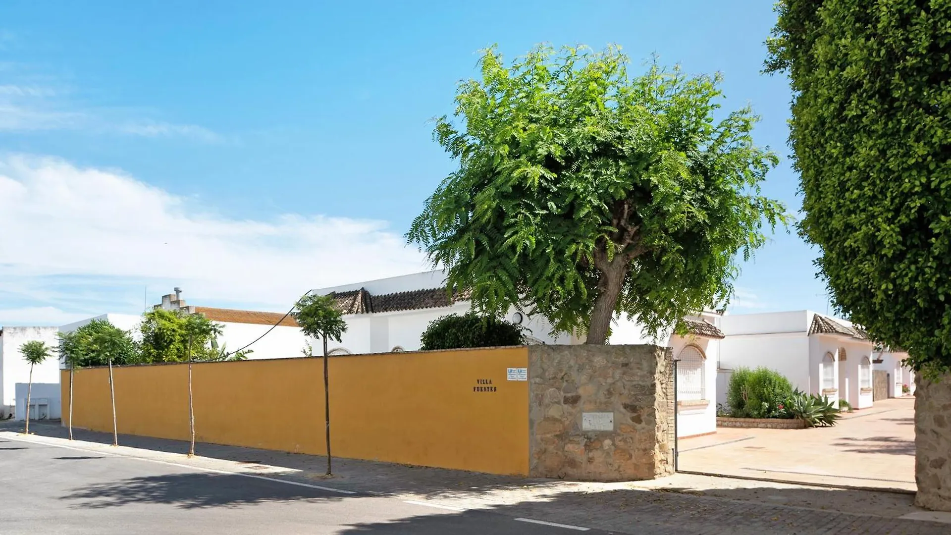 Holiday home Chalet Fuente3 Piscina Comun Famila Conil De La Frontera