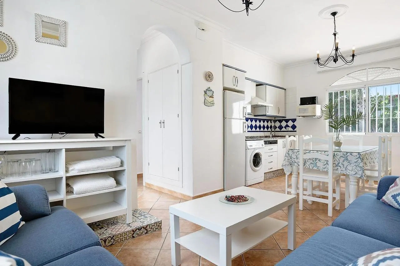 Chalet Fuente3 Piscina Comun Famila コニル・デ・ラ・フロンテラ 別荘